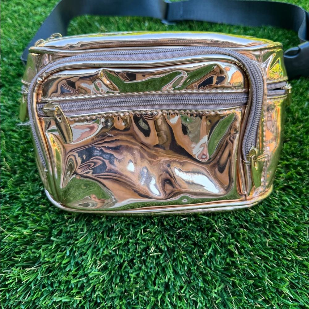 Source Unknown Shiny Rose Gold Crossbody Bag